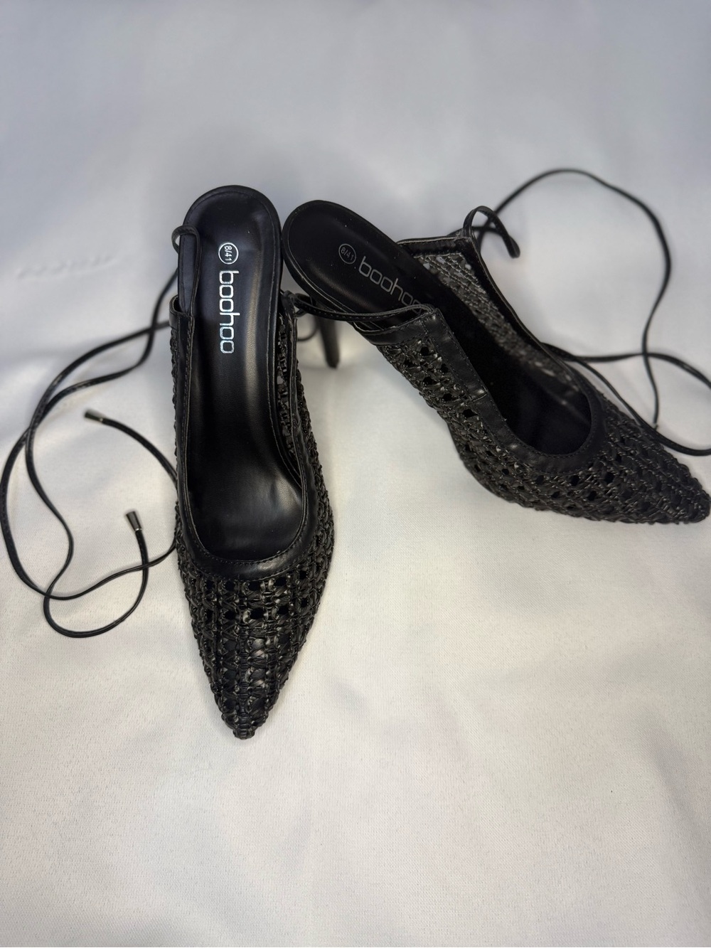 boohoo - NWOT Black Woven Pointed-Toe Lace-Up Heels - Size 8 (41)